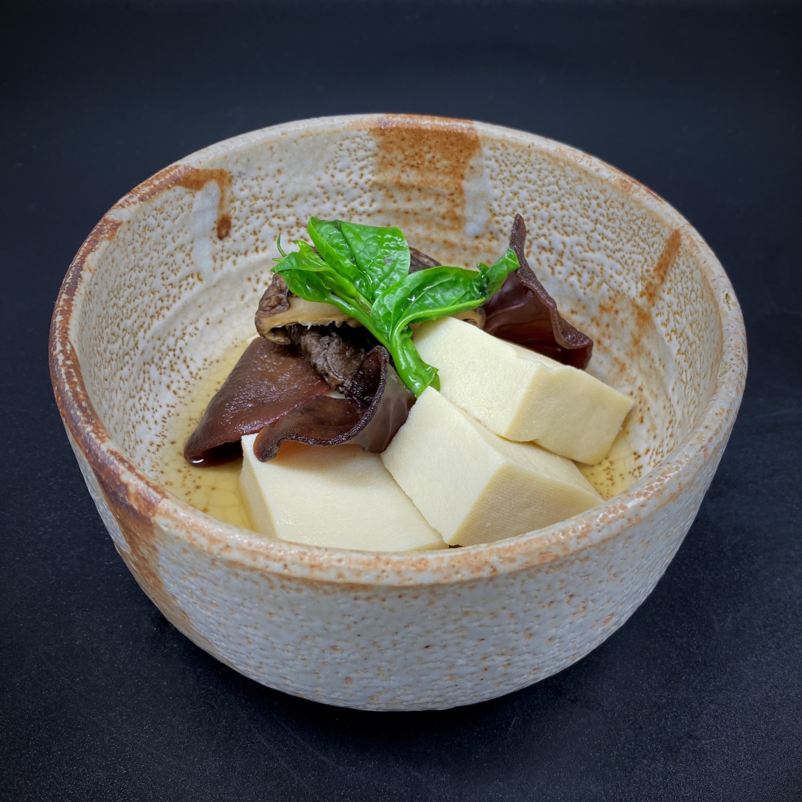 高野豆腐と黒きくらげの含め煮